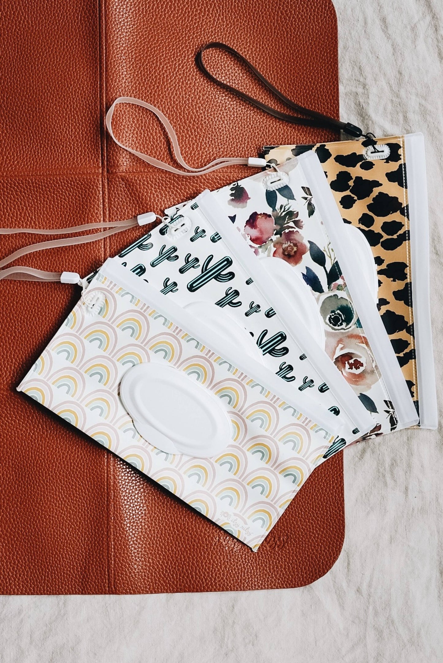 Take & Travel™ Pouch Reusable Wipes Case - Leopard