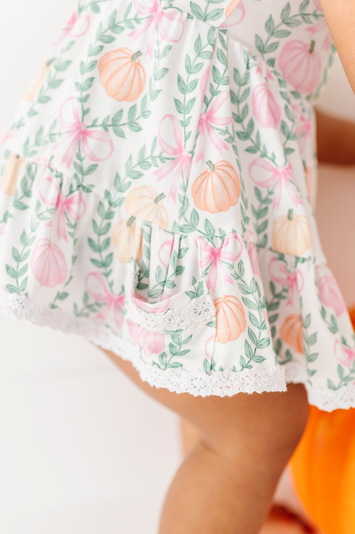 Amber Birdie Twirl