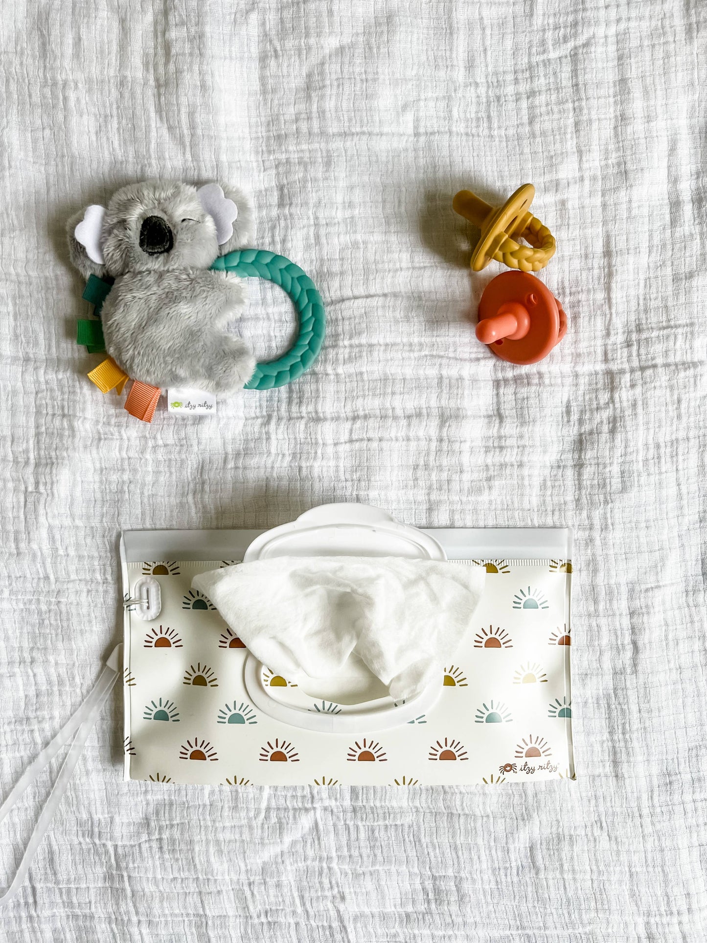 Take & Travel™ Pouch Reusable Wipes Case - Leopard