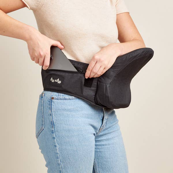 Itzy Hold & Fold™ - Hip Seat Carrier