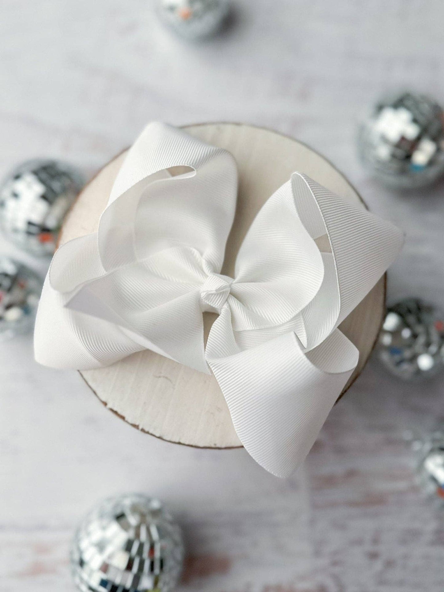5.5" Oversize Grosgrain Hair Bow
