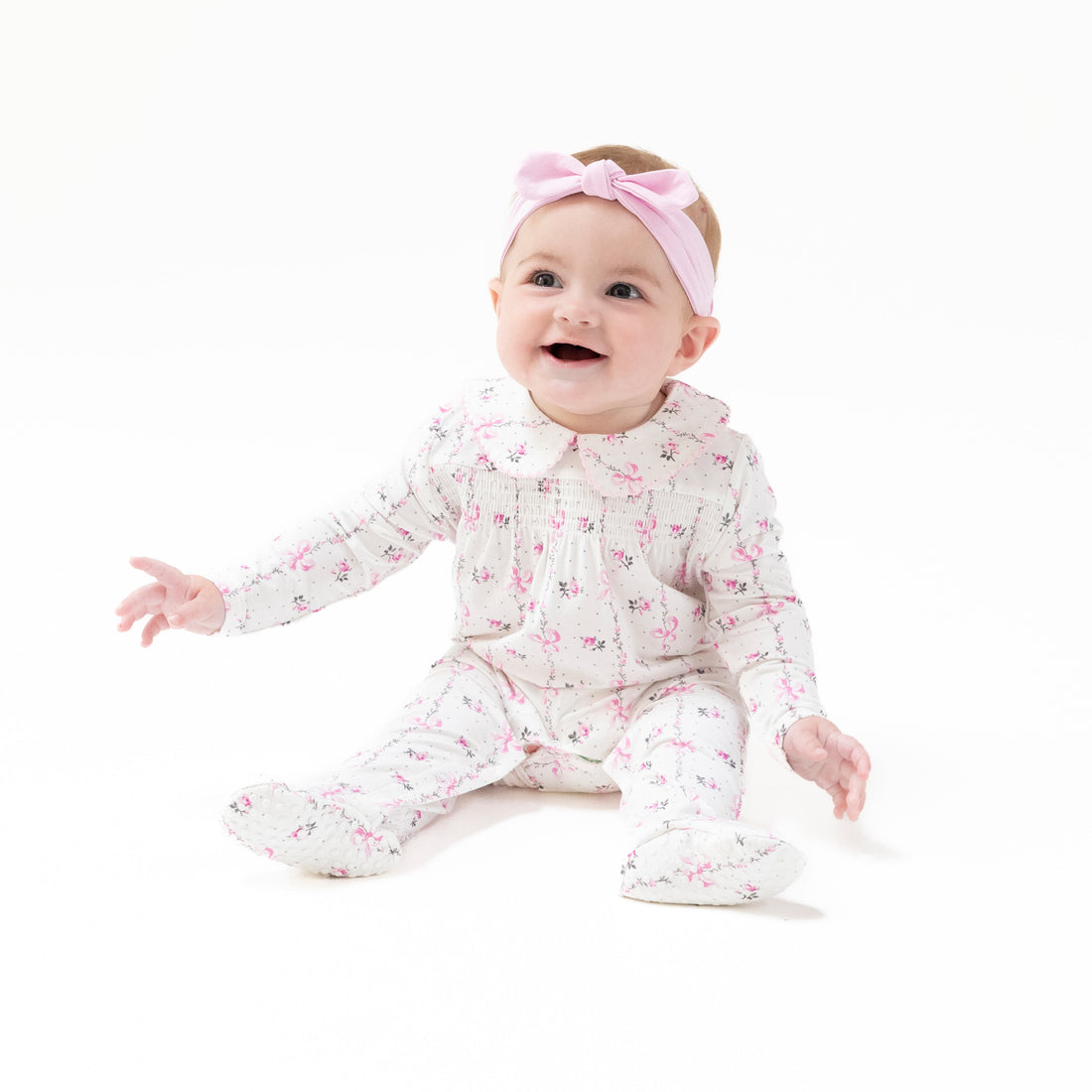 Smocked Peter Pan Snap Footie - Dainty Buds and Bows
