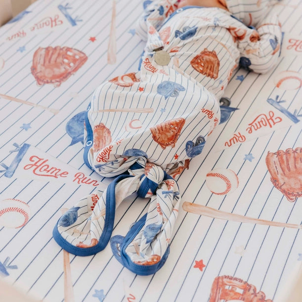 NEWBORN KNOTTED GOWN - ALL STAR