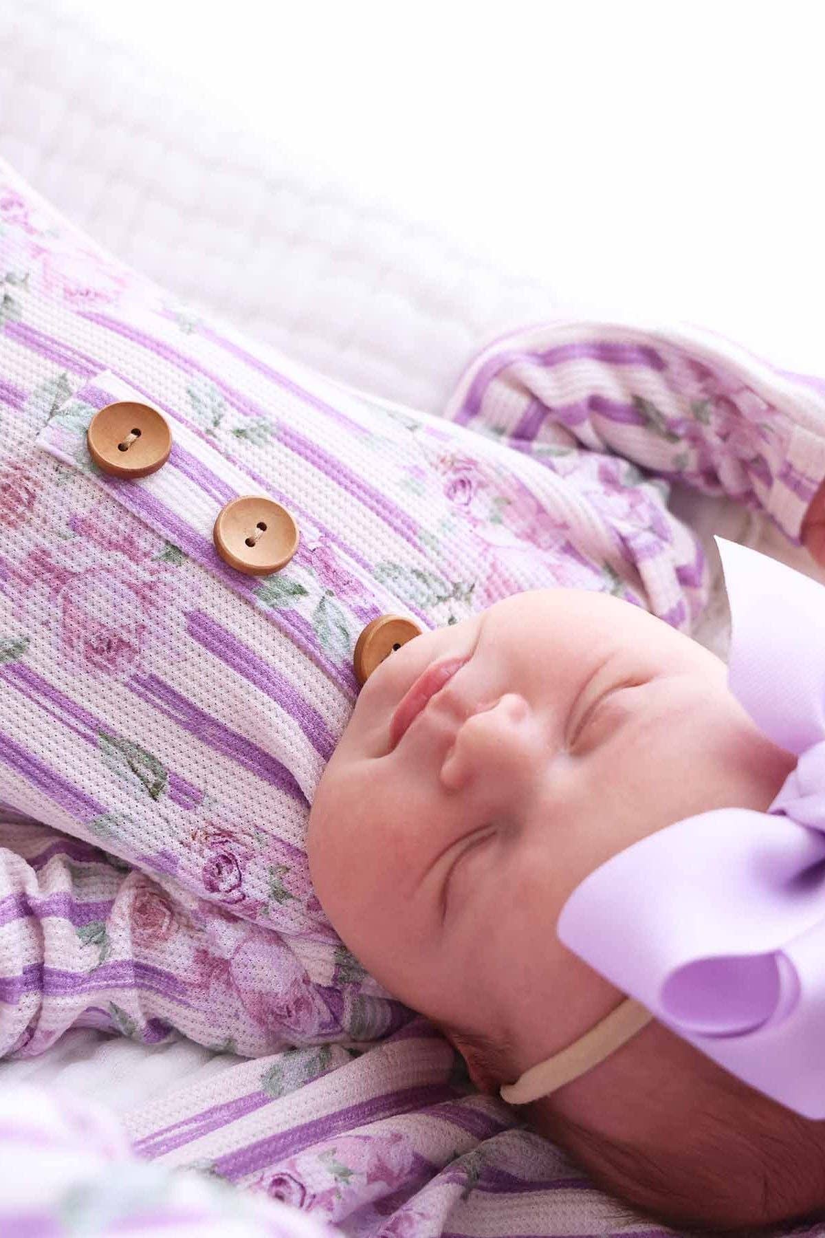 Lila's Lilacs Bamboo Waffle Newborn Baby Knot Gown & Hat Set