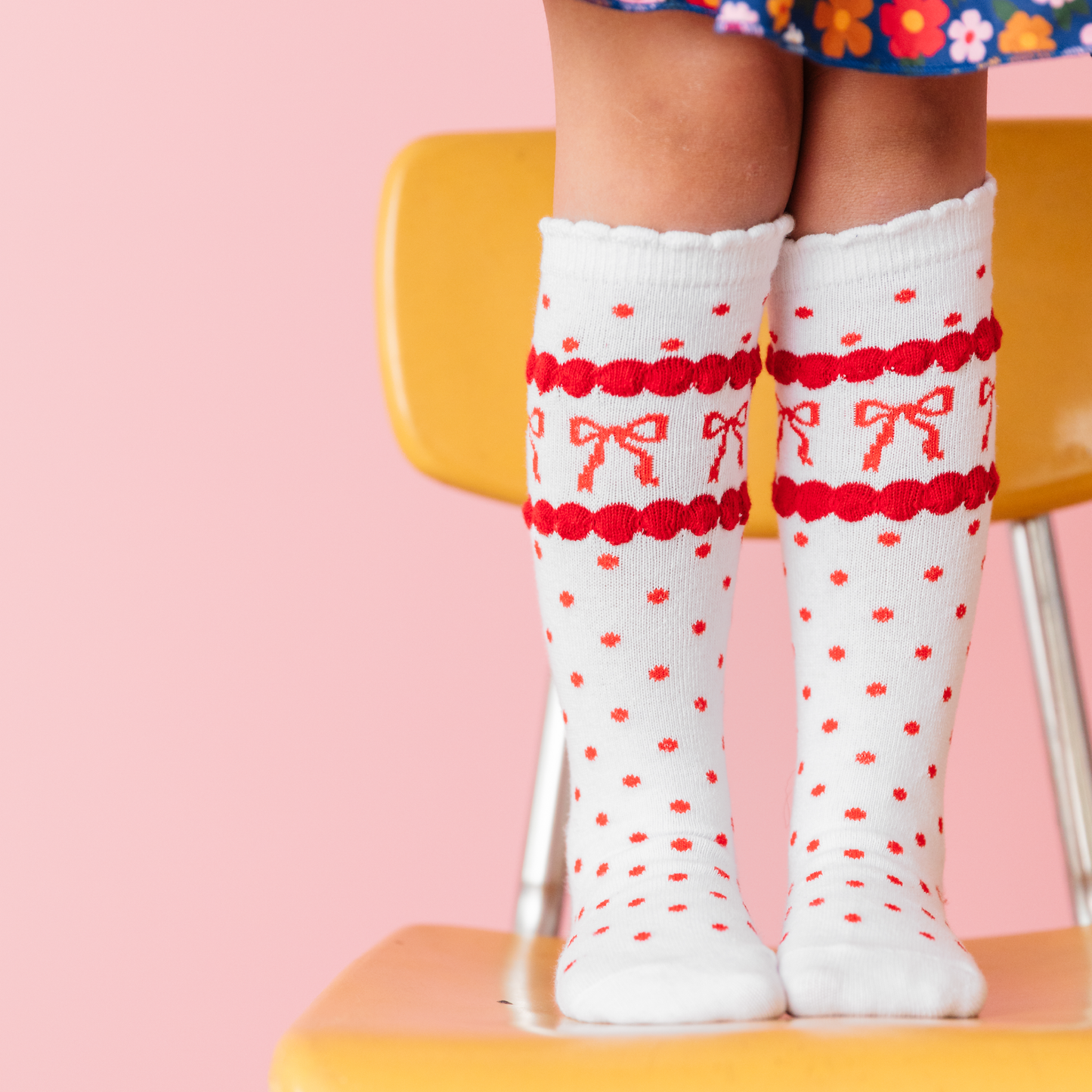 Red Bow Scalloped Knee Socks