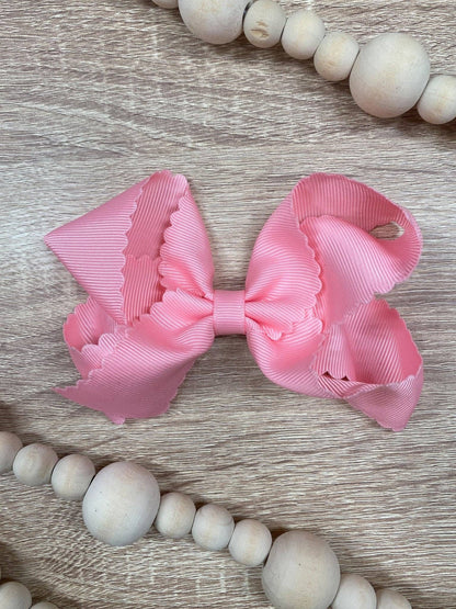 4.5" Classic Scalloped Hair Bow