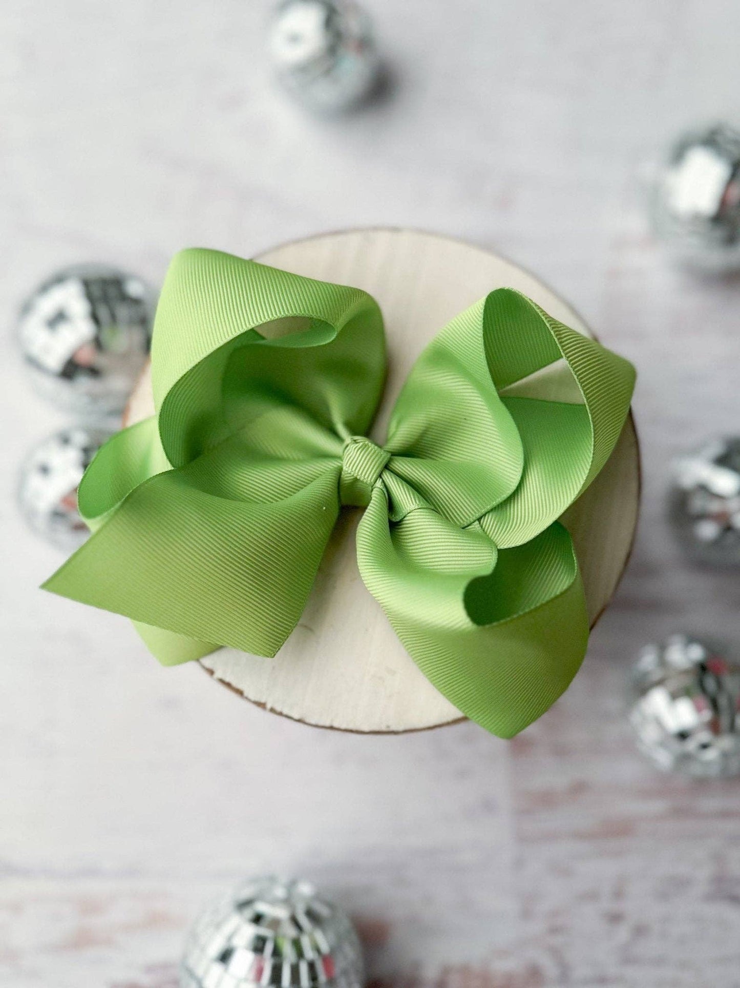 5.5" Oversize Grosgrain Hair Bow
